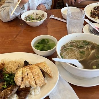 Com Tam Tran Quy Cap - Vietnamese Near Me - Fountain Valley, California