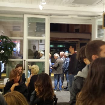 La Romana - Davvero tanta gente. Ma forse vale la.pena attendere! - Ice Cream & Frozen Yogurt Near Me - Bergamo, BG