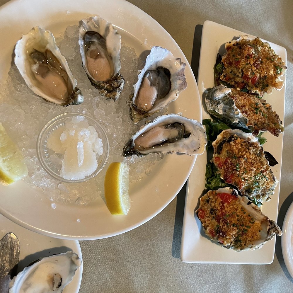 The Oyster Bar - Raw oyesters - Seafood Near Me - Bow, Washington The Oyster Bar - Raw oyesters - Seafood Near Me - Bow, Washington