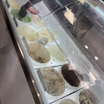 Kilwins Ice Cream - Chocolate - Fudge - Desserts Near Me - New Orleans, Louisiana Kilwins Ice Cream - Chocolate - Fudge - Desserts Near Me - New Orleans, Louisiana