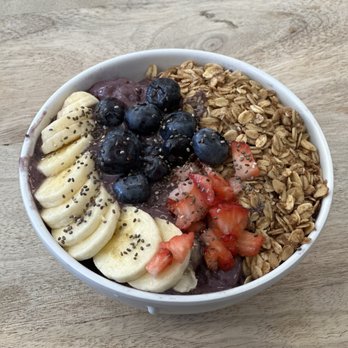 Fruta Healthy Eating - Berries Acai Bowl - Juice Bars & Smoothies Near Me - Chandler, Arizona Fruta Healthy Eating - Berries Acai Bowl - Juice Bars & Smoothies Near Me - Chandler, Arizona