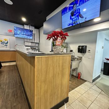 Modern Eats Pizzeria - Pizza Near Me - Millbrae, California Modern Eats Pizzeria - Pizza Near Me - Millbrae, California