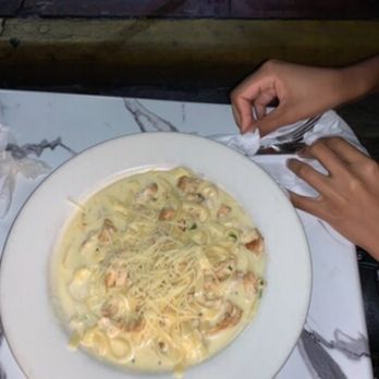 The Fritz Hotel - Chicken Alfredo. Was watery and the cheeses chosen weren't great. - Hotels Near Me - Miami Beach, Florida The Fritz Hotel - Chicken Alfredo. Was watery and the cheeses chosen weren't great. - Hotels Near Me - Miami Beach, Florida