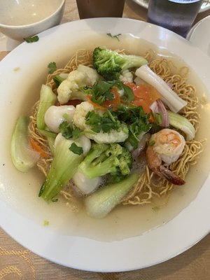 New Mee Fung Restaurant by null