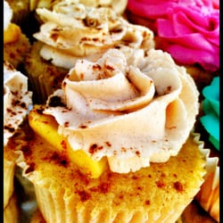 Reena Treats - Apple Pie Cupcakes