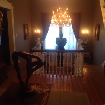 Serviam Guest House - Bed & Breakfast Near Me - Petersburg, Virginia