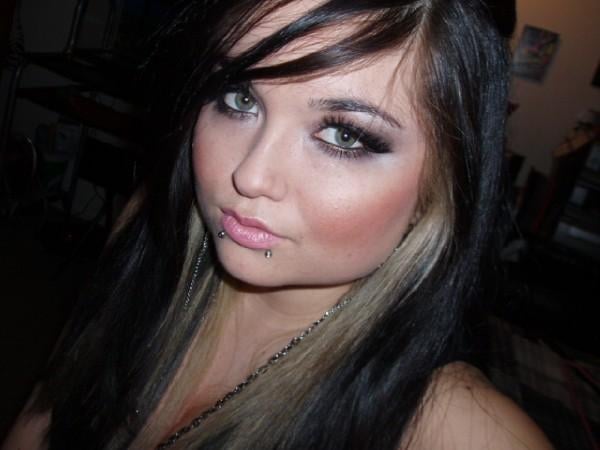 Makeup By Katrina Logo