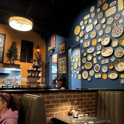 Benito’s 905 - Friday Night / Date night