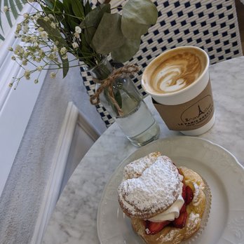 Le Paris Brest Cafe - Inside - Patisserie/Cake Shop Near Me - Henderson, Nevada