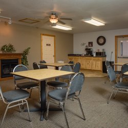 Crossroads Inn - Common area