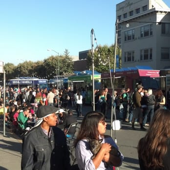 Off the Grid: Lake Merritt at OMCA - Food Trucks Near Me - Oakland, California Off the Grid: Lake Merritt at OMCA - Food Trucks Near Me - Oakland, California