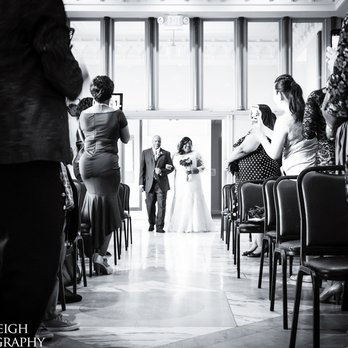 Apollo Events - Evansville Event & Wedding DJ, Photo Booth, Photography - DJs Near Me