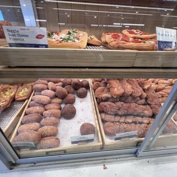Paris Baguette - Bakeries Near Me - Yonkers, New York Paris Baguette - Bakeries Near Me - Yonkers, New York