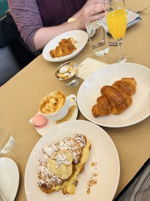 La Belle Helene by null