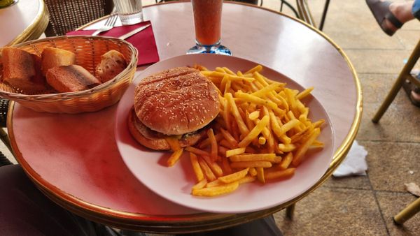 Bar Le Grillon by null