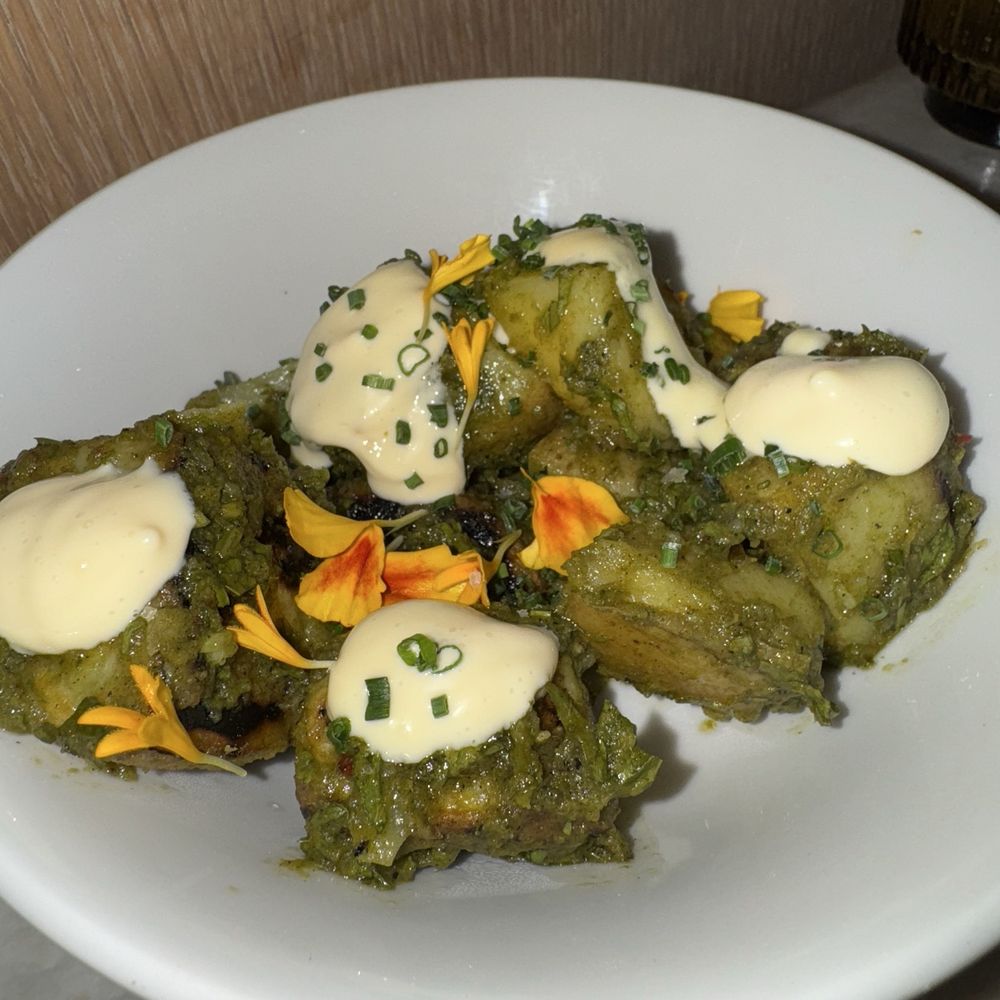 Este - Papas a La Parrilla (potatoes) - Seafood Near Me - Austin, Texas
