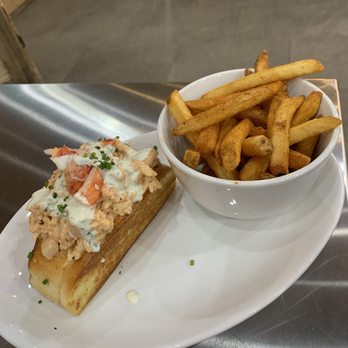Slapfish - Lobster grinder - Seafood Near Me - Noblesville, Indiana Slapfish - Lobster grinder - Seafood Near Me - Noblesville, Indiana