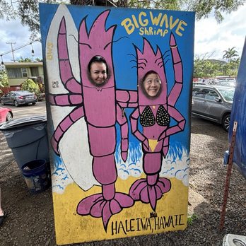 Big Wave Shrimp - Consuelo and me - Seafood Near Me - Haleiwa, Hawaii