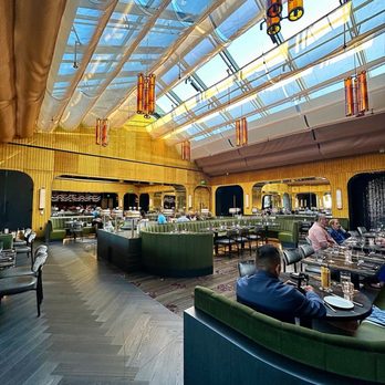 AYA - Main dining area - Seafood Near Me - Rohnert Park, California
