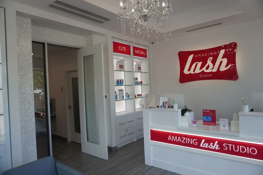 Amazing Lash Studio Logo