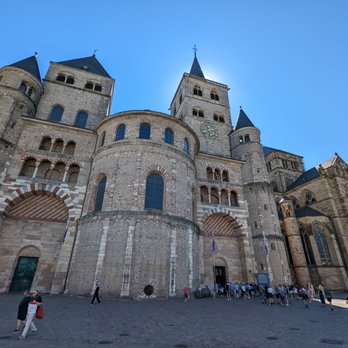 Hohe Domkirche St. Peter zu Trier - Churches Near Me - Trier, RP Hohe Domkirche St. Peter zu Trier - Churches Near Me - Trier, RP