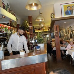 Le Bistro du Périgord - Inside of restaurant