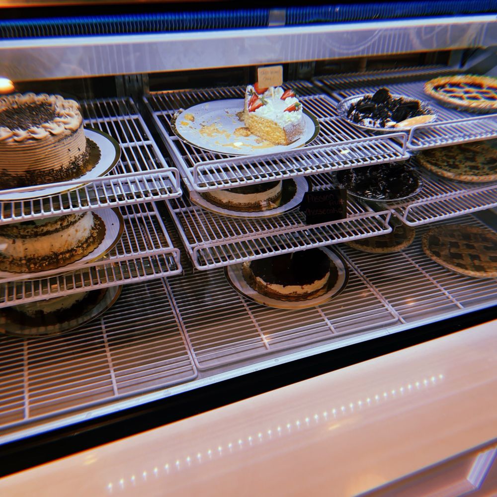 Vitoria - a display case filled with pies and pies - Coffee & Tea Near Me - Union, New Jersey Vitoria - a display case filled with pies and pies - Coffee & Tea Near Me - Union, New Jersey