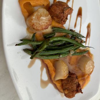 M Waterfront Grille - Scallops (half portion) - New American Near Me - Naples, Florida M Waterfront Grille - Scallops (half portion) - New American Near Me - Naples, Florida