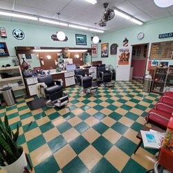 Art's Barbershop