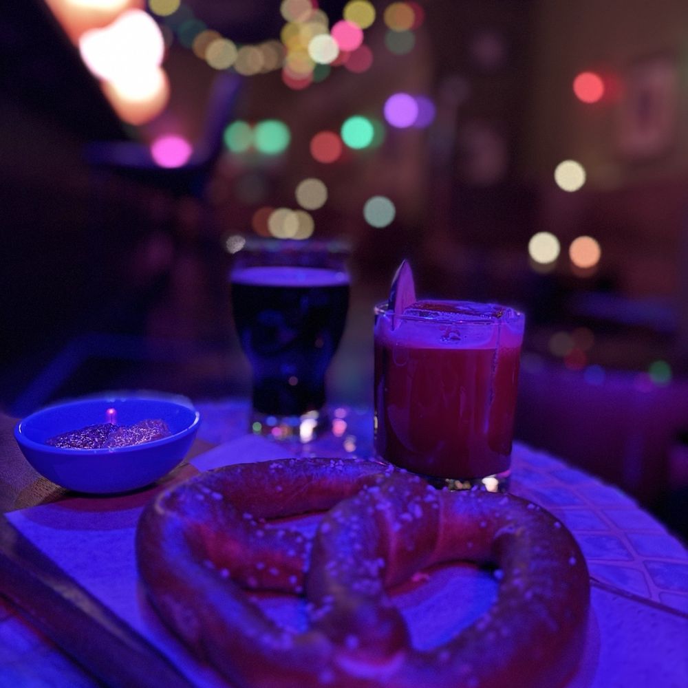 Baby Gee - Beverages and pretzel - Cocktail Bars Near Me - Long Beach, California Baby Gee - Beverages and pretzel - Cocktail Bars Near Me - Long Beach, California