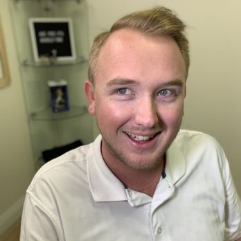 Syd Brown Barber - Simple pomp with a side part - Barbers Near Me - Simi Valley, California