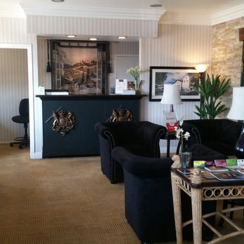 Kronborg Inn - Lobby area - Hotels Near Me - Solvang, California Kronborg Inn - Lobby area - Hotels Near Me - Solvang, California