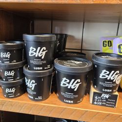 Lush Cosmetics - I'm getting a refill on this once my sample from the UK runs out!