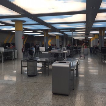 Aeropuerto Palma de Mallorca - Security hall (better than UK, might I add!) - Airports Near Me - Palma, PM Aeropuerto Palma de Mallorca - Security hall (better than UK, might I add!) - Airports Near Me - Palma, PM