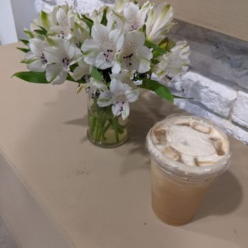 Crêpes De Luxe - Iced pumpkin spice caffe latte - Creperies Near Me - Mississauga, Ontario Crêpes De Luxe - Iced pumpkin spice caffe latte - Creperies Near Me - Mississauga, Ontario