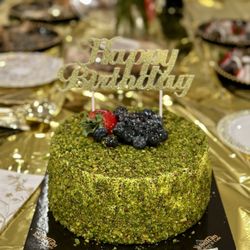 Sultan Artisan Bakery - Their famous pistachio cake- this is the vanilla one.