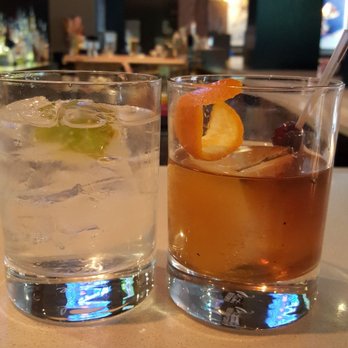 Earls Kitchen + Bar - Canadian (New) Near Me - Banff, Alberta Earls Kitchen + Bar - Canadian (New) Near Me - Banff, Alberta