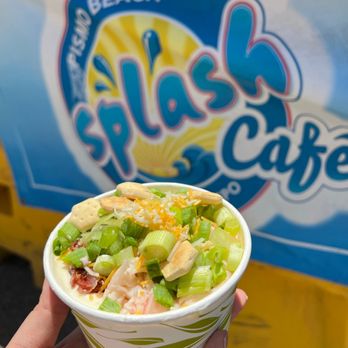 Splash Cafe - Clam Chowder - American Near Me - Pismo Beach, California