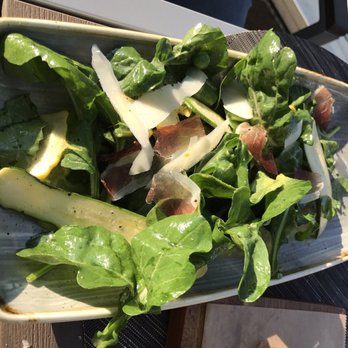 Artisan Beach House - Local Salad - American Near Me - Bal Harbour, Florida Artisan Beach House - Local Salad - American Near Me - Bal Harbour, Florida