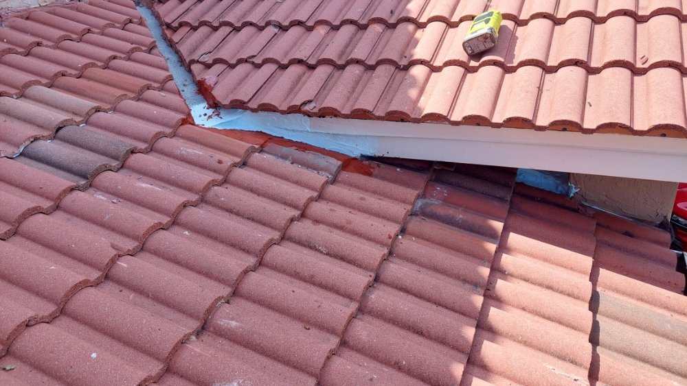 Slide of Florida Roofco