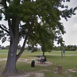 Planters Park - Picnic Tables and Shady Trees taken on York Street   --From Google Earth
