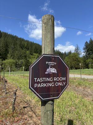 Pomeroy Cellars by null