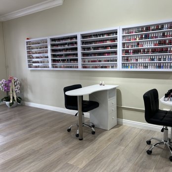 Posh Up Nails - Nail Technicians Near Me - Los Angeles, California Posh Up Nails - Nail Technicians Near Me - Los Angeles, California