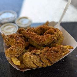 Your Side Chicks - Four-piece combo w/ Nashville seasoning.