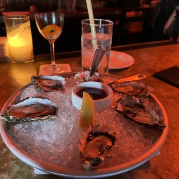 Zig Zag Cafe - Fresh, delicious oysters (thanks Kevin!) - New American Near Me - Seattle, Washington Zig Zag Cafe - Fresh, delicious oysters (thanks Kevin!) - New American Near Me - Seattle, Washington