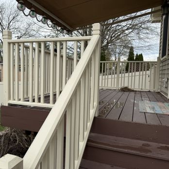 Platinum Decking - Decks & Railing Near Me - Lake Barrington, Illinois