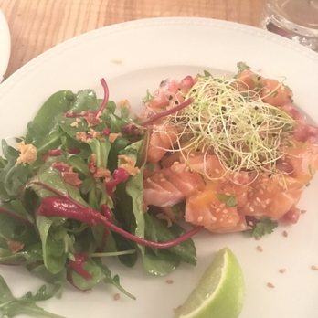 Le Bistrot des Campagnes - Salmon tartar - Bistros Near Me - Paris, 75 Le Bistrot des Campagnes - Salmon tartar - Bistros Near Me - Paris, 75