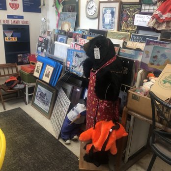 Woodlawn Cpu - Thrift Stores Near Me - Littleton, Colorado