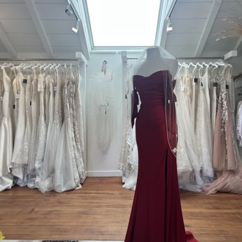 Laguna Bridal Boutique - Lovely showroom - Bridal Near Me - Laguna Beach, California