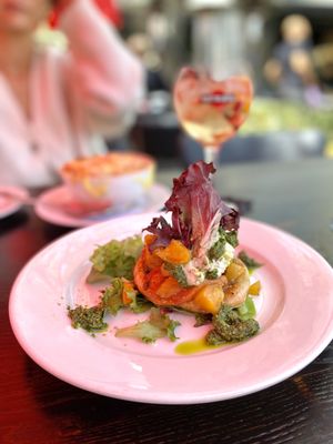 Meet in Paris French Bistro by null